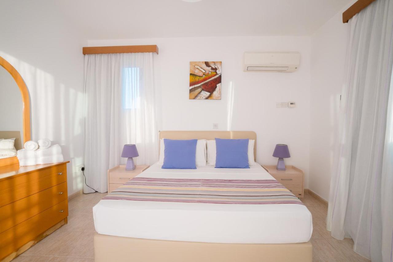 Bella Katerina By Prestige Bookings Coral Bay Extérieur photo