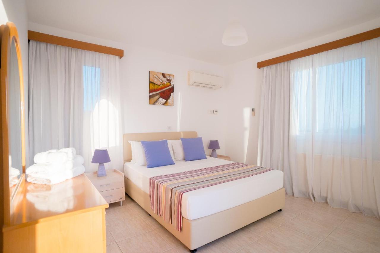 Bella Katerina By Prestige Bookings Coral Bay Extérieur photo